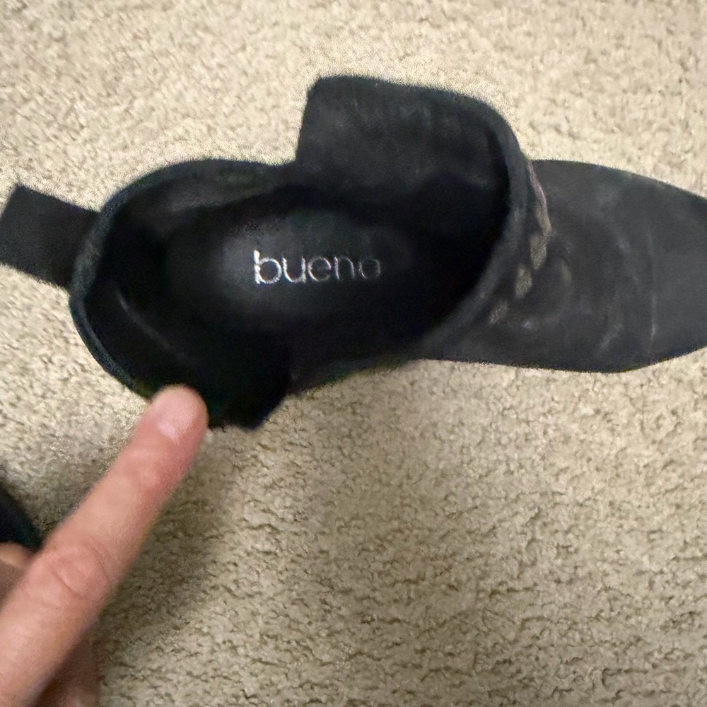 Bueno Women's Black Leather Ankle Boots - Picture 4 of 4